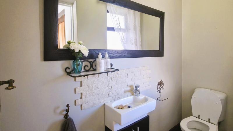 4 Bedroom Property for Sale in Groot Brakrivier Central Western Cape